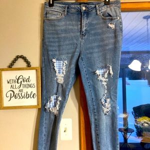 Judy blue slim fit plaid size 13